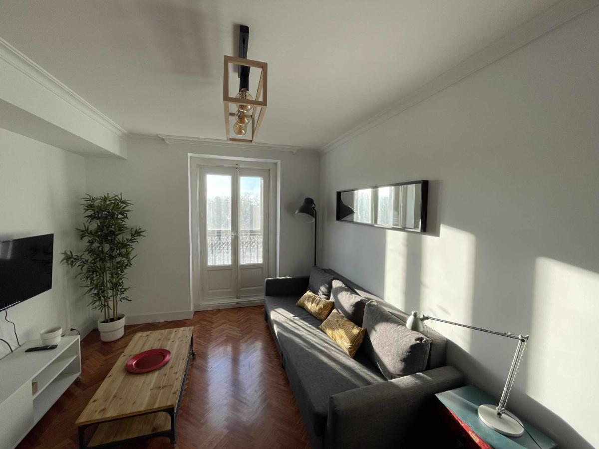 Apartamento Con Vistas Al Parque Del Retiro Madrid Buitenkant foto