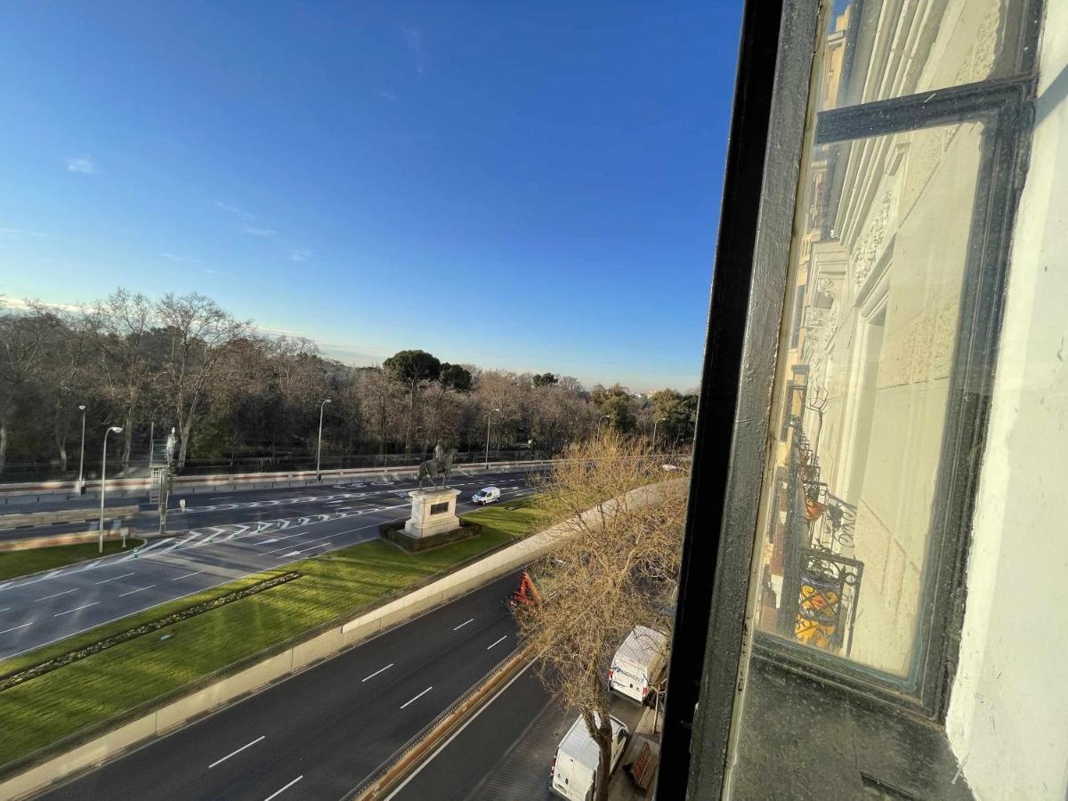 Apartamento Con Vistas Al Parque Del Retiro Madrid Buitenkant foto