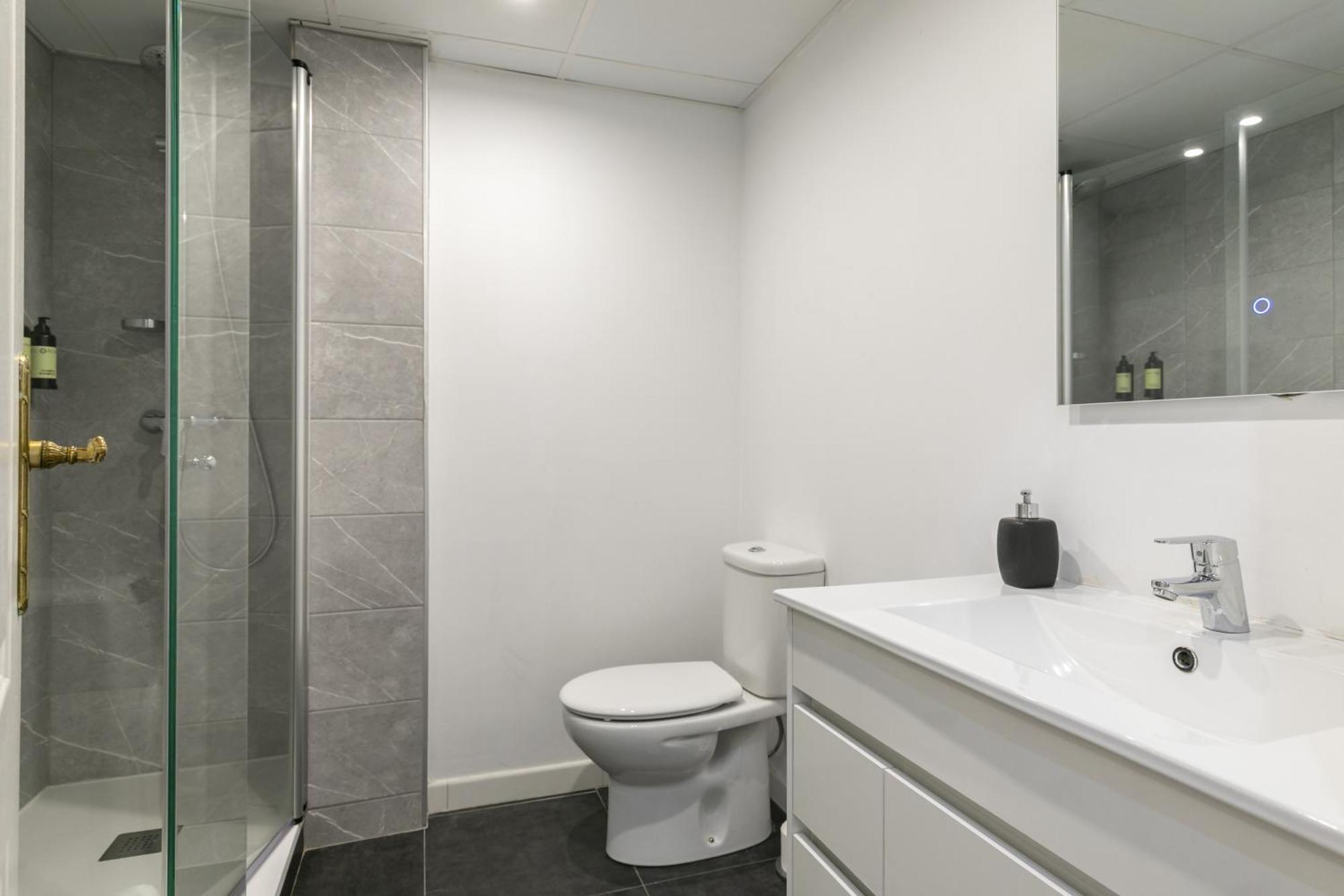 Apartamento Con Vistas Al Parque Del Retiro Madrid Buitenkant foto